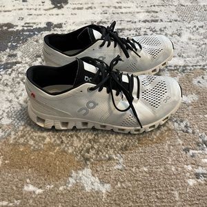 On Cloud sneakers size 8